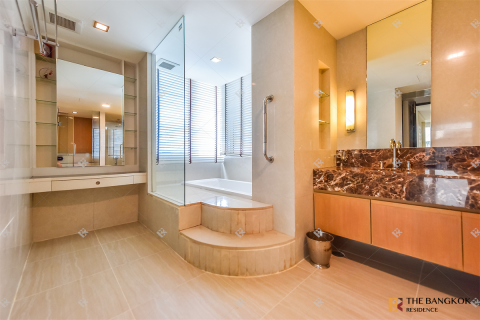 Eigentumswohnung in Bangkok, Thailand, 3 Schlafzimmer  № 220667 - Foto 2