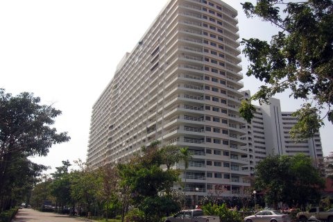 Condominio de 1 dormitorio en Jomtien Beach, Pattaya, Tailandia № 242186 - foto 2