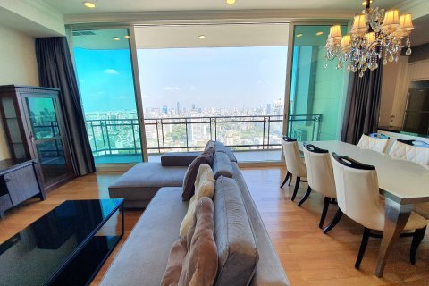 Condominio de 2 dormitorios en Watthana, Bangkok, Tailandia № 244888 - foto 11