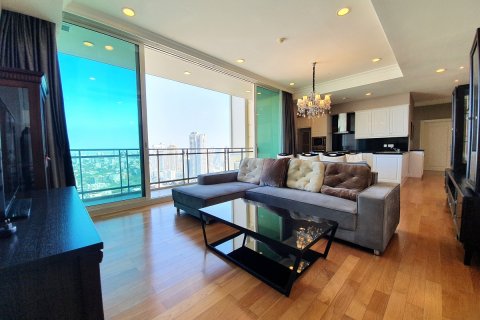 Condominio de 2 dormitorios en Watthana, Bangkok, Tailandia № 244888 - foto 13