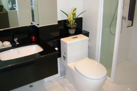 Condo in Pattaya, Thailand, 1 bedroom № 242659 - photo 6