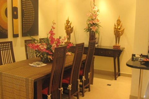 Casa de 3 dormitorios en Jomtien Beach, Pattaya, Tailandia № 243307 - foto 10
