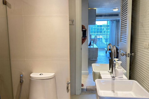 Eigentumswohnung in Bangkok, Thailand, 2 Schlafzimmer  № 249360