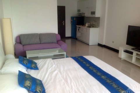 Studio in the Condo on Jomtien Beach, Pattaya, Thailand № 242878 - photo 2