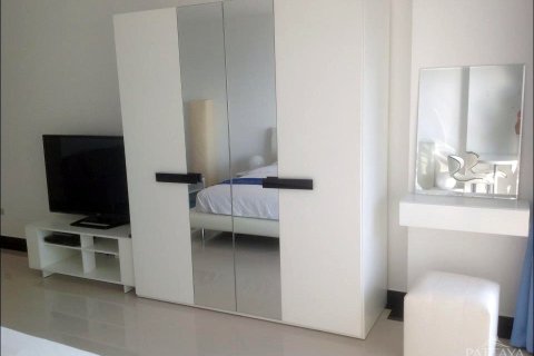 Studio in the Condo on Jomtien Beach, Pattaya, Thailand № 242878 - photo 4