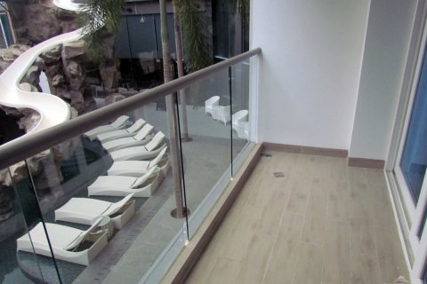 Condo in Pattaya, Thailand, 1 bedroom № 242320 - photo 2