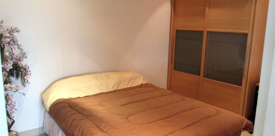 Condominio de 2 dormitorios en Pattaya, Tailandia № 242144