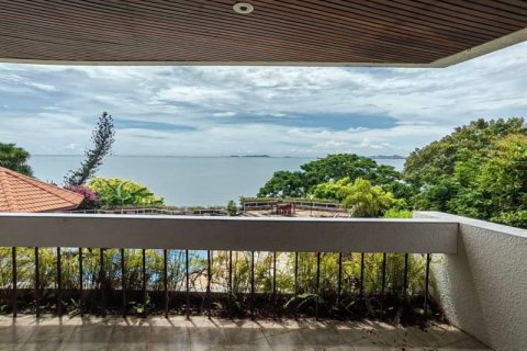 Condominio de 3 dormitorios en Pattaya, Tailandia № 242576 - foto 6
