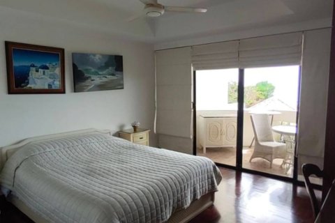 Condominio de 3 dormitorios en Pattaya, Tailandia № 242576 - foto 4