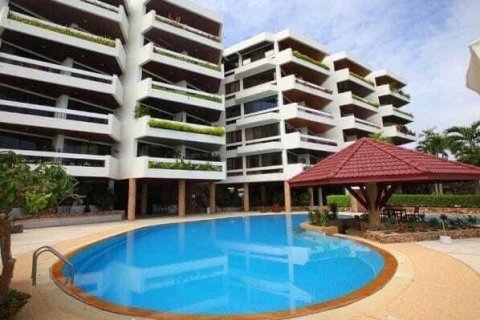 Condominio de 3 dormitorios en Pattaya, Tailandia № 242576 - foto 12