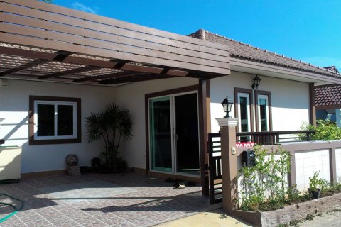 Casa de 2 dormitorios en Pattaya, Tailandia № 243359