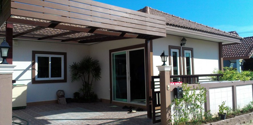 House in Pattaya, Thailand 2 bedrooms № 243359