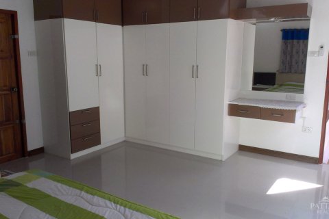 House in Pattaya, Thailand 2 bedrooms № 243359 - photo 15