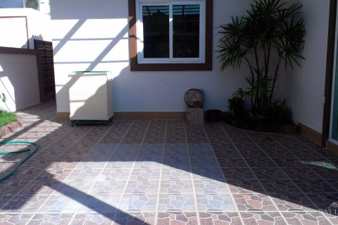 House in Pattaya, Thailand 2 bedrooms № 243359 - photo 2