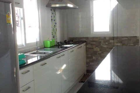 House in Pattaya, Thailand 2 bedrooms № 243359 - photo 4