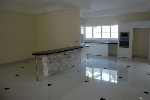 Haus in Pattaya, Thailand 3 Schlafzimmer № 243317 - Foto 10