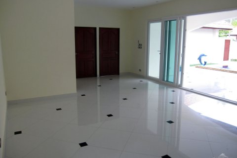 Haus in Pattaya, Thailand 3 Schlafzimmer № 243317 - Foto 9