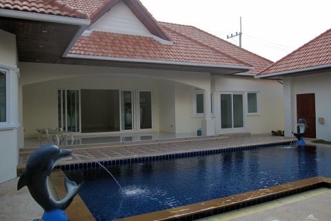 Haus in Pattaya, Thailand 3 Schlafzimmer № 243317 - Foto 4