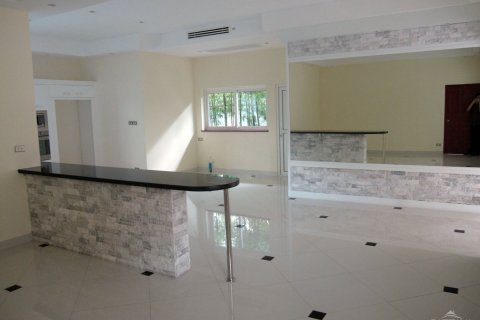 Haus in Pattaya, Thailand 3 Schlafzimmer № 243317 - Foto 11