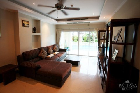 คอนโดมิเนียมในจอมเทียน, พัทยา, ประเทศไทย, 1 ห้องนอน № 242937 - รูปถ่าย 2