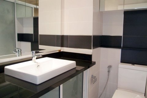 Condominio de 1 dormitorio en Jomtien Beach, Pattaya, Tailandia № 242167 - foto 5