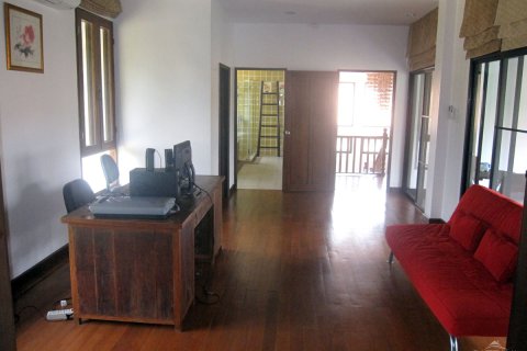 Casa de 3 dormitorios en Pattaya, Tailandia № 243252 - foto 17