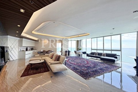 Condo in Pattaya, Thailand, 4 bedrooms  № 249976