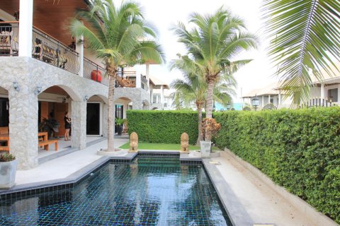 Chalet de 3 dormitorios en Hua Hin, Tailandia № 244851