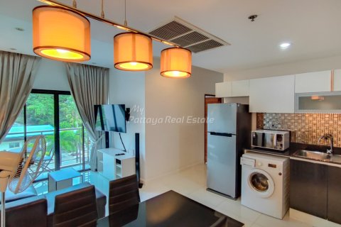 Condo in Bang Lamung, Thailand, 2 bedrooms  № 243690