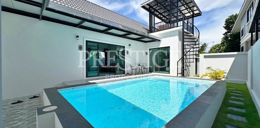 House in Pattaya, Thailand 3 bedrooms № 241657