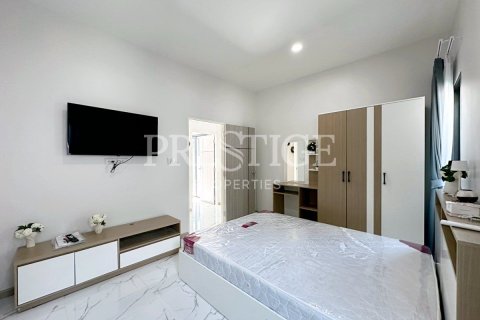 House in Pattaya, Thailand 3 bedrooms № 241657 - photo 16