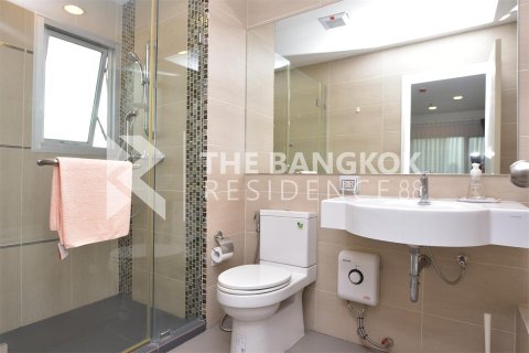 Condo à Bangkok, Thaïlande, 2 chambres № 246983