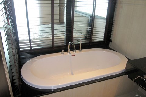 Condo in Pattaya, Thailand, 1 bedroom № 242685 - photo 30