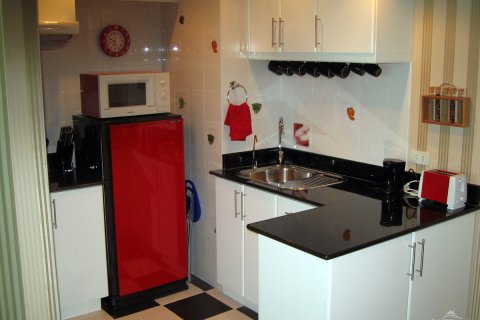 Condominio de 1 dormitorio en Pattaya, Tailandia № 242600 - foto 7