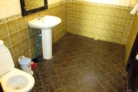 Casa de 2 dormitorios en Pattaya, Tailandia № 243064 - foto 12