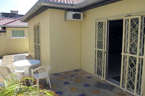 Casa de 2 dormitorios en Pattaya, Tailandia № 243064