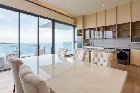 Condo in Pattaya, Thailand, 3 bedrooms  № 254851 - photo 2