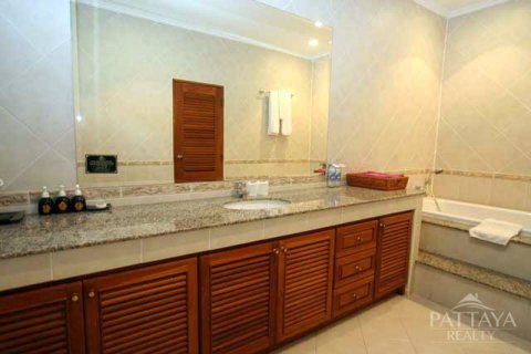Maison sur Jomtien Beach, Pattaya, Thaïlande 2 chambres № 243248 - photo 9