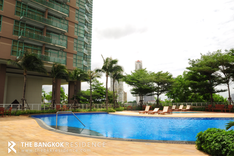 Condominio de 5 dormitorios en Bangkok, Tailandia № 210204