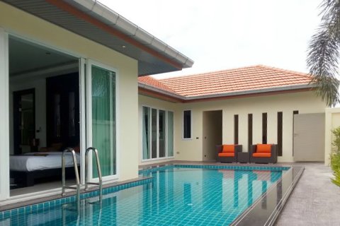 Haus in Pattaya, Thailand 4 Schlafzimmer № 243326