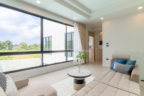 House in Pattaya, Thailand 4 bedrooms № 255098 - photo 29