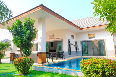 Estudio en Bang Lamung, Tailandia № 243609