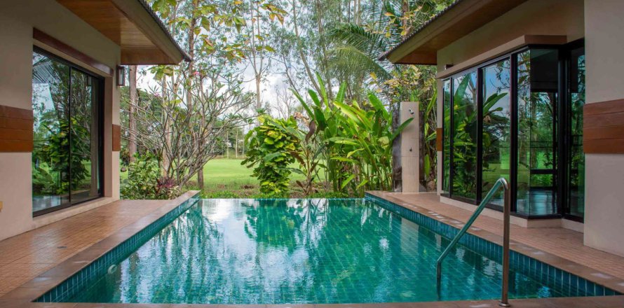 Villa à Chiang Mai, Thaïlande 6 chambres № 234140