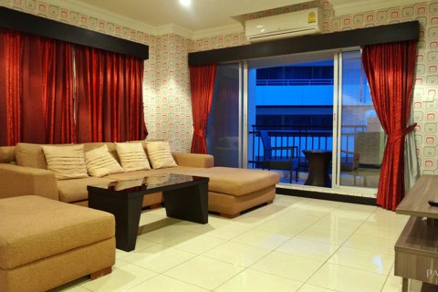 Condominio de 2 dormitorios en Pattaya, Tailandia № 242415 - foto 11
