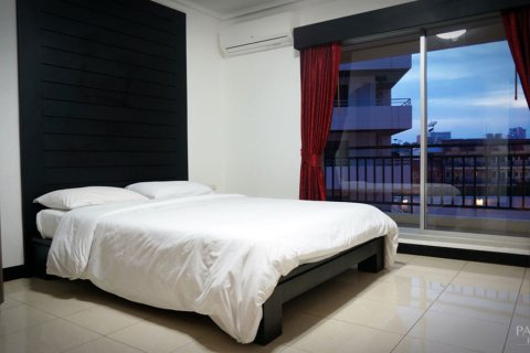 Condominio de 2 dormitorios en Pattaya, Tailandia № 242415 - foto 12