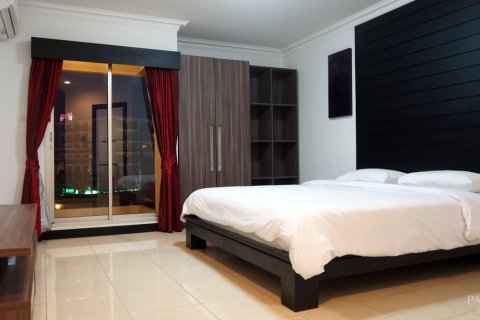 Condominio de 2 dormitorios en Pattaya, Tailandia № 242415 - foto 4