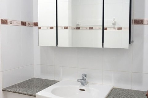 Condominio de 2 dormitorios en Pattaya, Tailandia № 242415 - foto 9