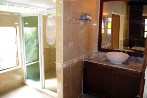 Haus auf Jomtien Beach, Pattaya, Thailand 3 Schlafzimmer № 243270 - Foto 13