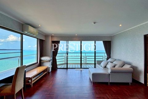 Condominio de 3 dormitorios en Pattaya, Tailandia № 250325