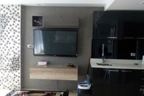 Estudio en el condominio en Pattaya, Tailandia № 242389
